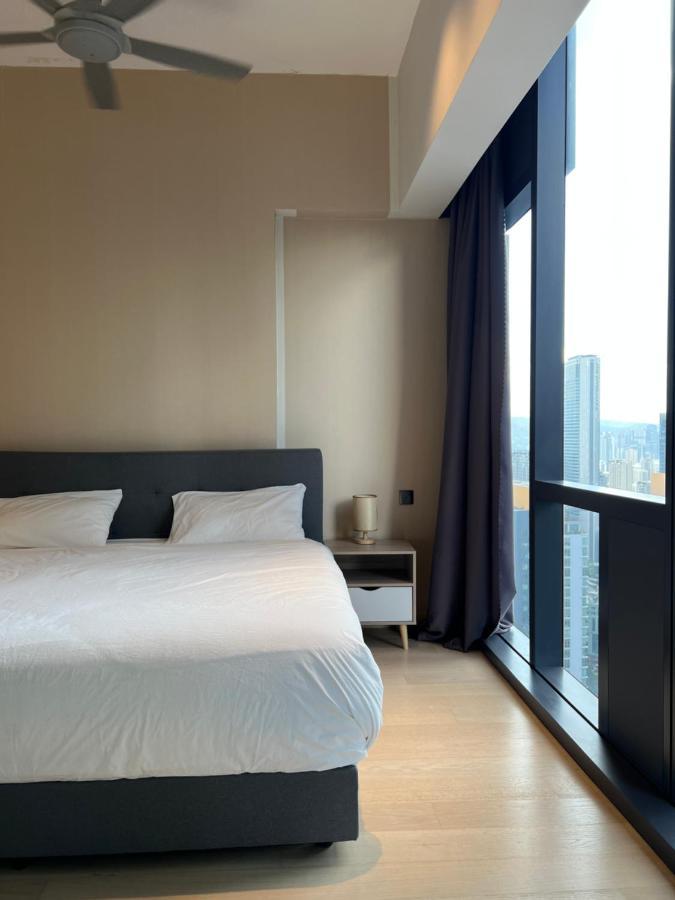 Star Residance At Klcc - Two Bedrooms With Twin Towers View Куала-Лумпур Экстерьер фото